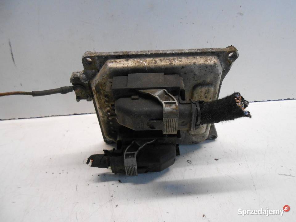KOMPUTER SILNIKA OPEL ZAFIRA B 18