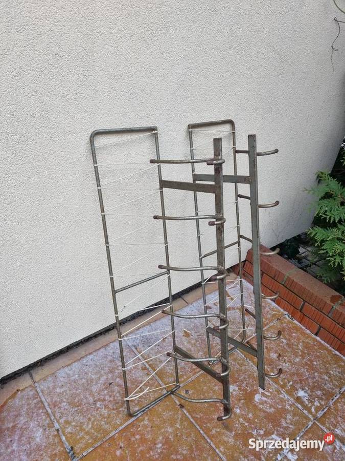 Wieszaki 2 sztuki metalowe z okresu PRL z Lublin