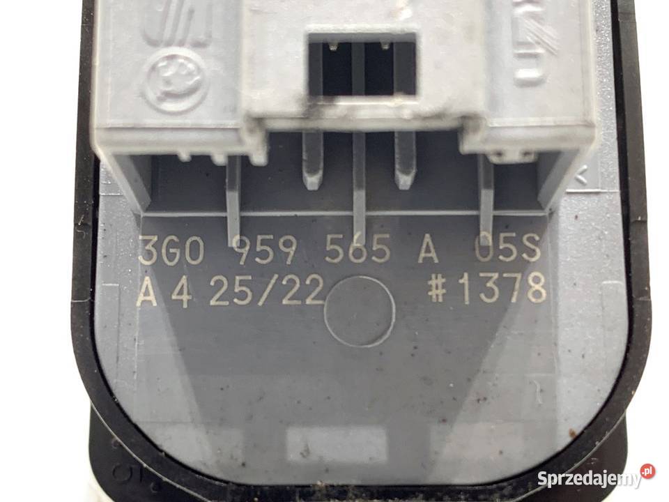 PRZEŁĄCZNIK REGULACJI LUSTEREK VW GOLF VIII sprzedam