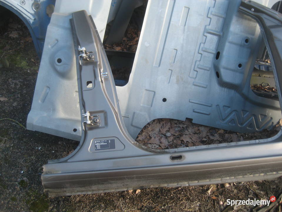 skoda roomster lift 1015r próg słupek prawy kod Rakoniewice