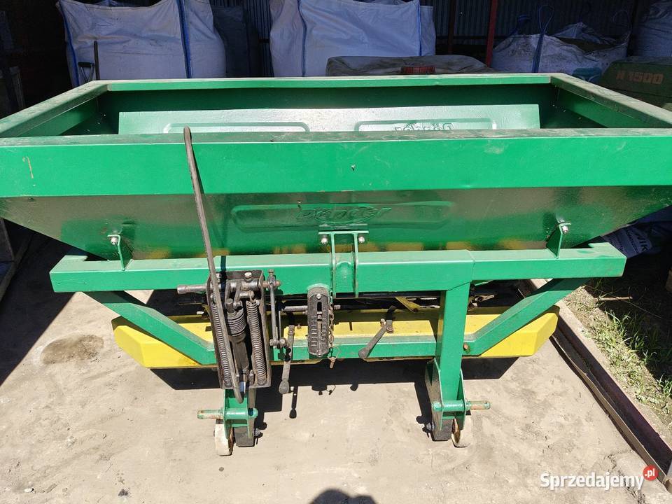 Rozsiewacz nawozów dwutalerzowy Dnder 800 nieuszkodzony Rozsiewacze nawozów Brogi