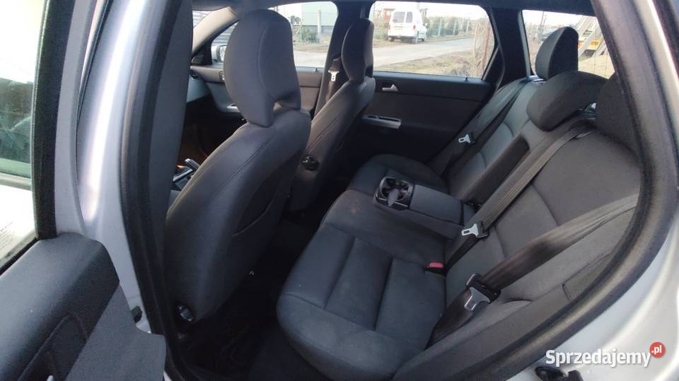 Volvo V50 20 D klima pdc hak bez rdzy czujnik parkowania V50