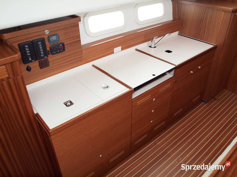 JACHT SPACEROWOMOTOROWY NAUTIKA 1000