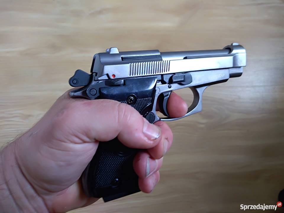 Pistolet hukowy Beretta replika modelu 84 dolnośląskie Wrocław