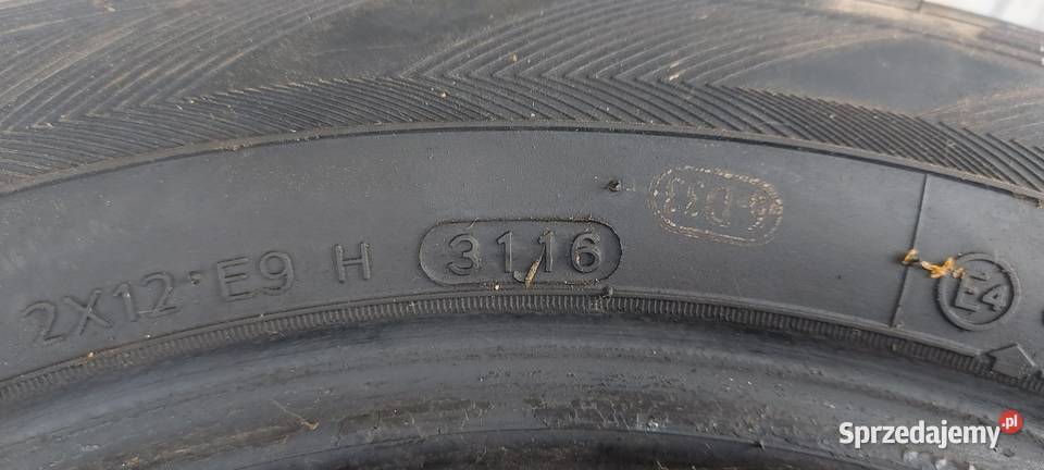 Sprzedam opony zimowe 1956516C Samochodowe Rosiejów