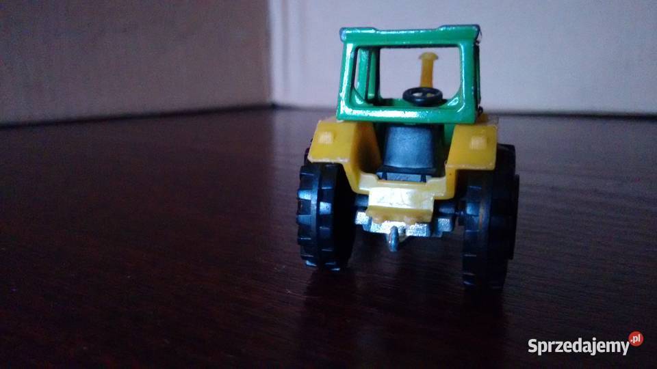 TRACTEUR internacional case Majorette 2487 Dla Dziecka Stalowa Wola sprzedam