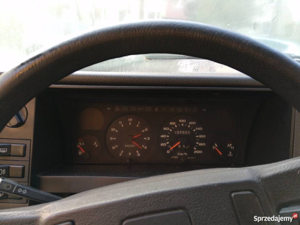 Volvo 340 GL 14 51 KW Samochód osobowy 2 Kraków sprzedam
