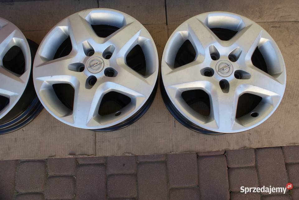 Felgi strukturalne 16 5x110 ET39 OPEL Meriva B Dynów