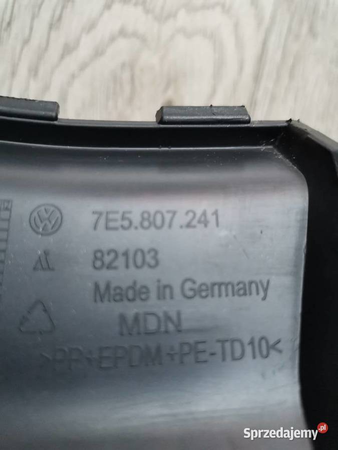 VW T6 ZAŚLEPKA HAKA ZDERZAKA PRZÓD 7E5807241 Międzychód