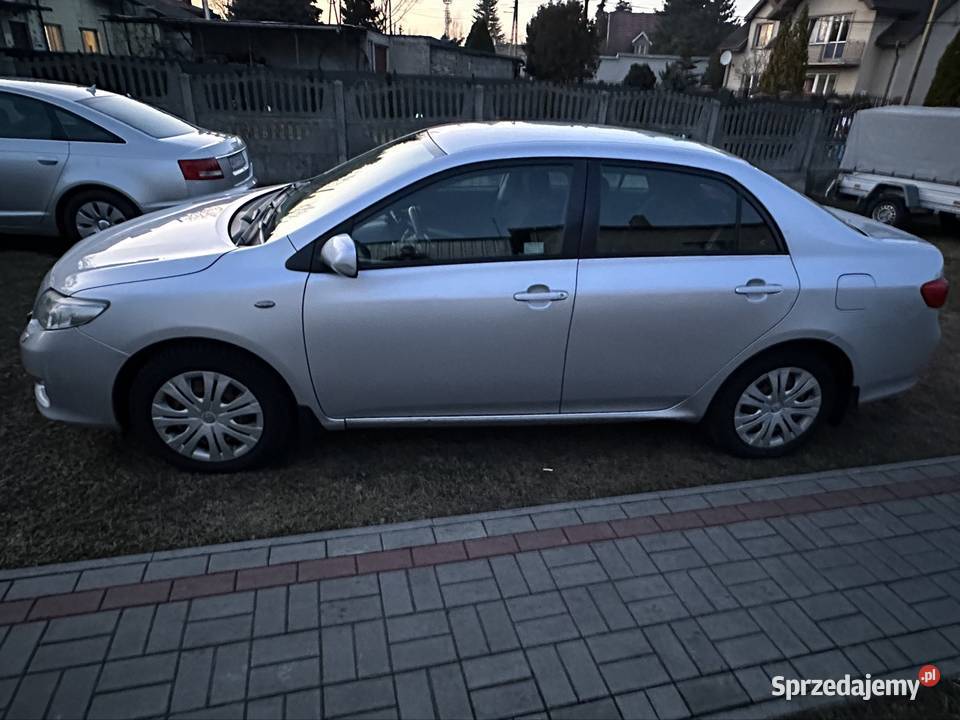 Toyota Corolla E15 16 benzyna LPG automat automatyczna Nowy Dwór Mazowiecki