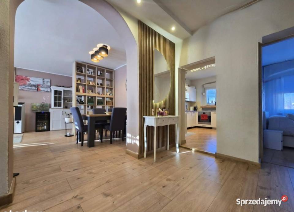 Sprzedam piękny apartament bezczynszowy pól Rok budowy 1920 Kożuchów