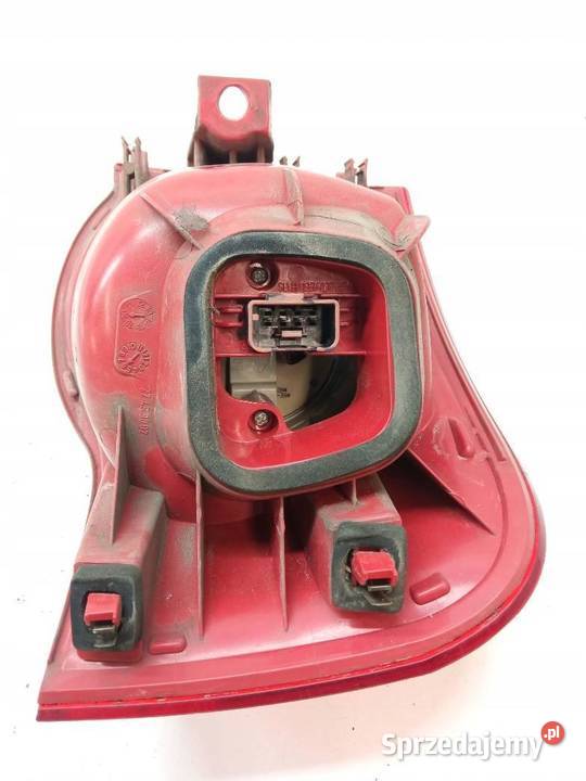 LAMPA TYŁ LEWA KOMBI 3C9945095N VW Volkswagen Rok produkcji 2010 świętokrzyskie