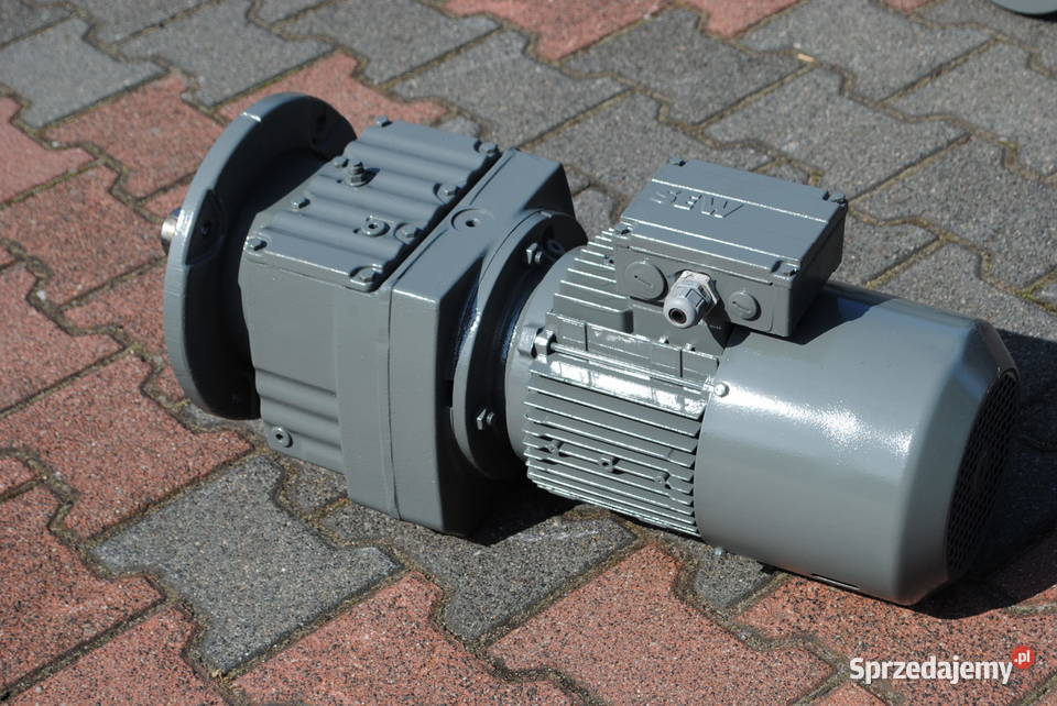 Motoreduktor kołnierzowy 11kw 15obr z hamulcem