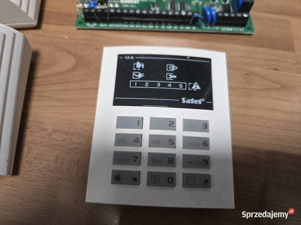 Centrala alarmowa Satel CA5 4 x czujnik PRO dolnośląskie Jelenia Góra sprzedam