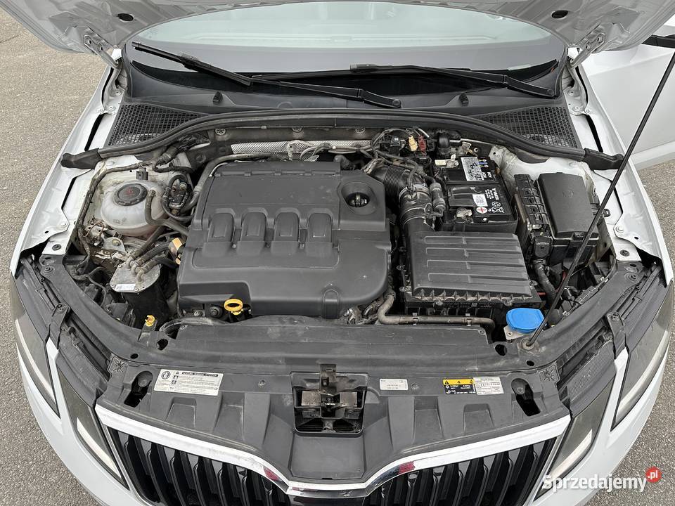 Skoda Octavia 4x4 LaurinKlement Virtual Cocpit 1968cm3 Orneta