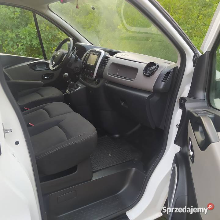 Renault Trafic 2018 mały przebieg śląskie Czeladź