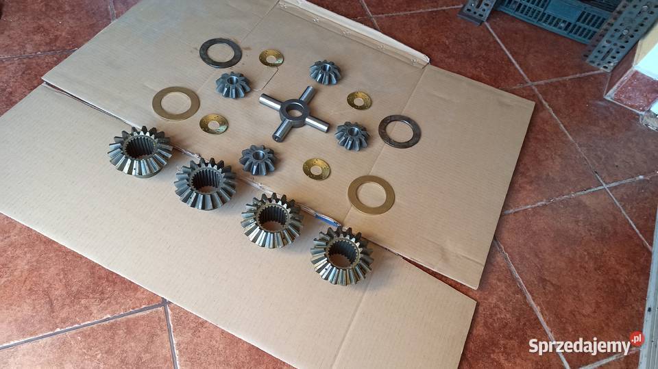 Krzyżak Mechanizm Różnicowy Most Ładowarka UN mazowieckie Garwolin sprzedam