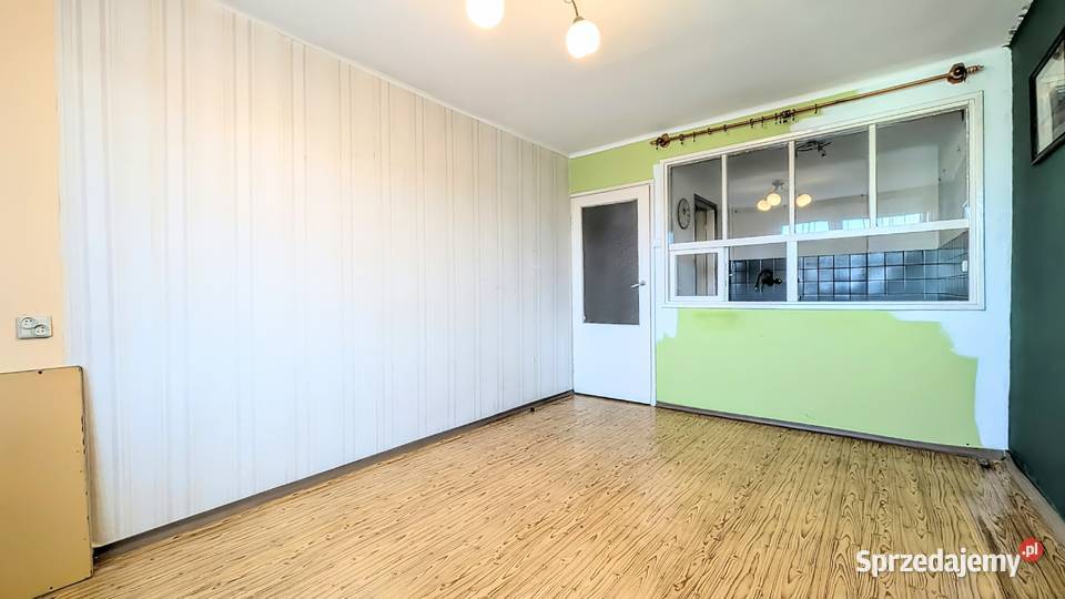 2 pokoje 367 m 3 piętro Olesno Kościuszki piwnica