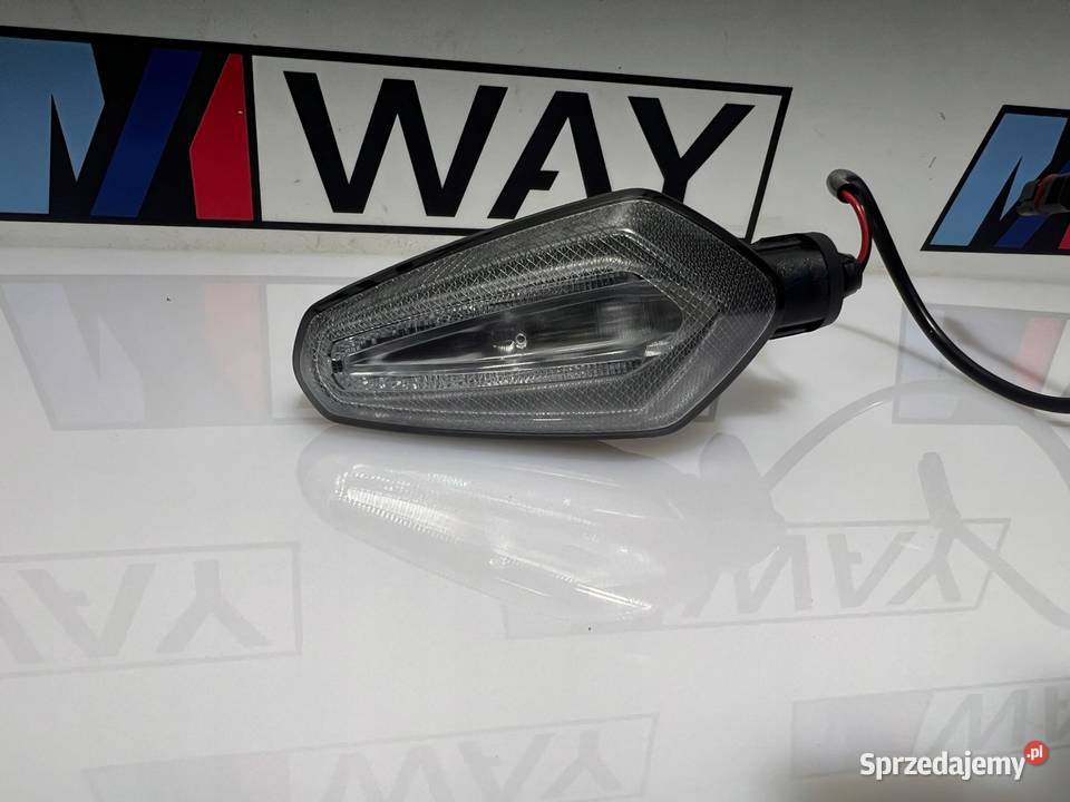 BMW K06 K50 K51 K69 K83 9 LAMPKA KIERUNKOWSKAZ