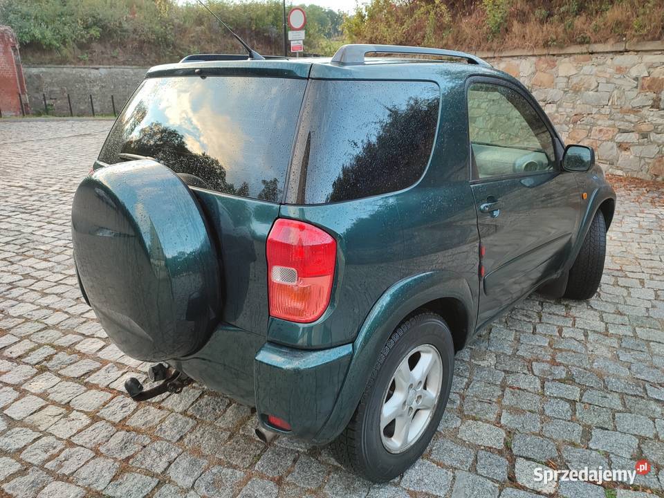 Toyota RAV4 2001 r 20 benzyna 3d welurowa tapicerka RAV4 Samochody osobowe