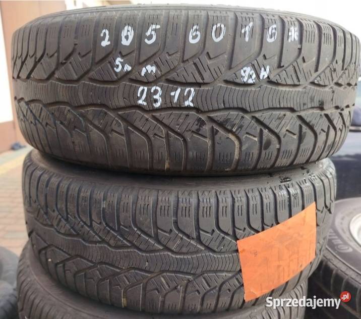 2 x Opona zimowa Kleber Krisalp HP2 20560R16 92H podkarpackie sprzedam