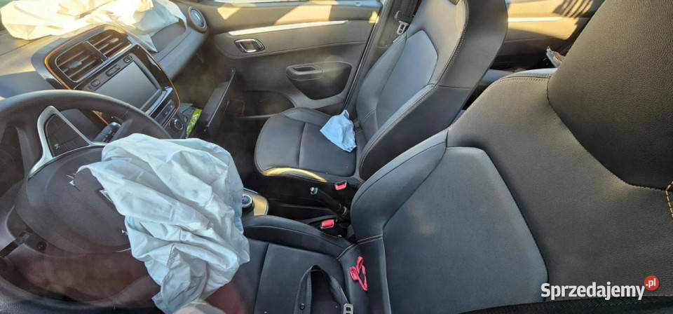 Dacia spring Super stan światła LED