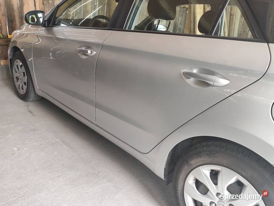 Hyundai i20 125B 2018rSalon Polska srebrny i20 Straż