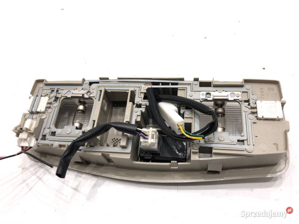 LAMPA SUFITOWA MITSUBISHI OUTLANDER III SUV