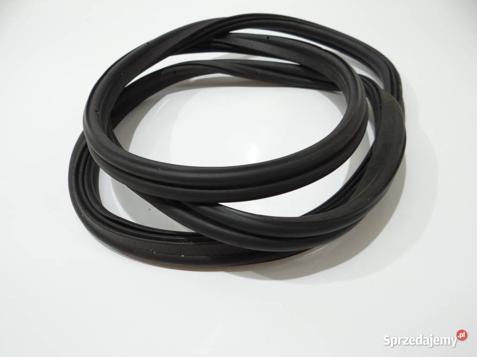 USZCZELKA KLAPY BAGAŻNIKA BMW E92 7129195 Strzyżewice