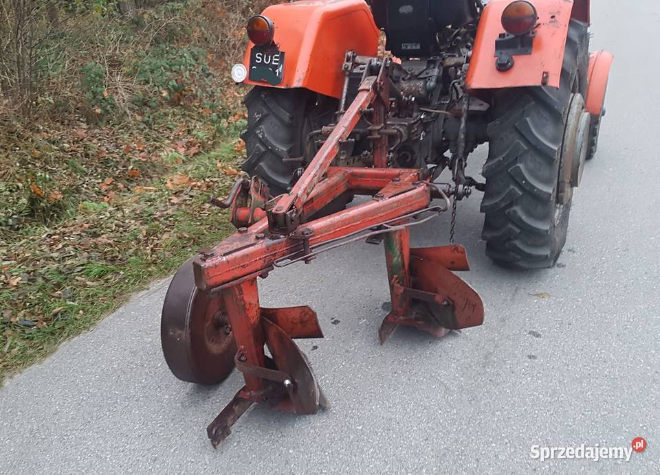 Pług 2skibowy Duży Grudziądz na wysokiej słupicy Dąbrowa Tarnowska