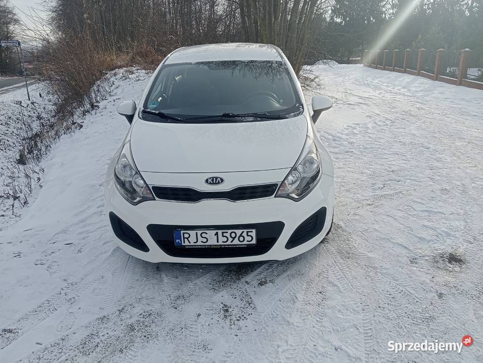 Kia Rio 12 benyna 2013 nieuszkodzony Rio Jasło