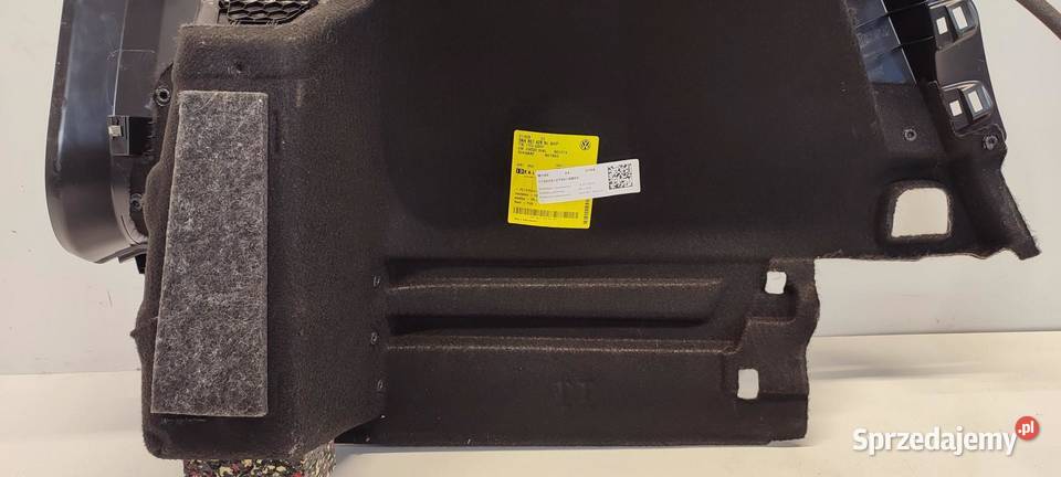 VW TIGUAN II BOCZEK BAGAŻNIKA PRAWY 5NA867428 BL osobowe Tapicerki samochodowe