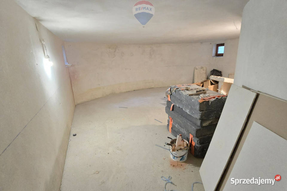 Dom wolnostojący 400m2 Działka 23a Brunary