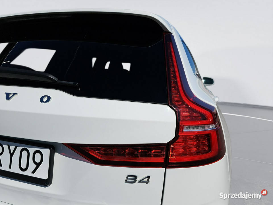 Volvo V60 B4 B Momentum Pro aut Kombi DW6RY09 II Janki sprzedam