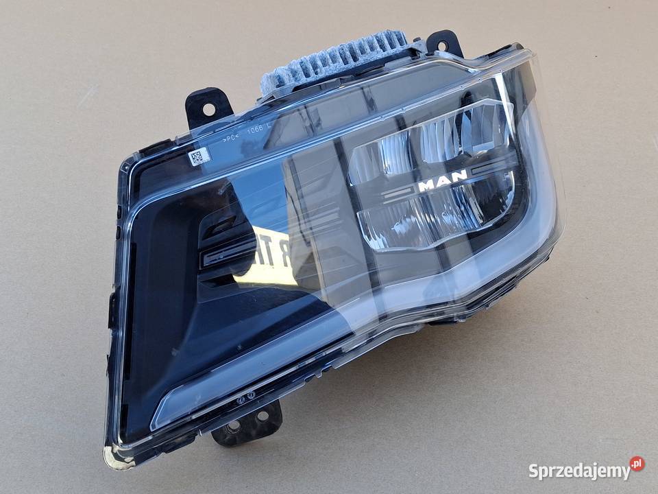 MAN TGX TGS TGL TGM TG3 REFLEKTOR LEWY FULL LED ciężarowe Bieleń