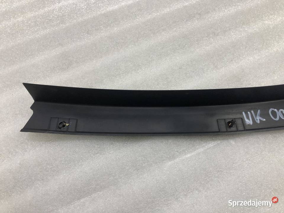 LISTWA BŁOTNIKA LEWA 55396053AB GRAND CHEROKEE osobowe wielkopolskie