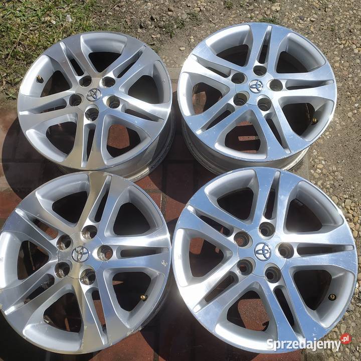 Felgi aluminiowe toyota2 komplety Samochodowe Huta Stara B