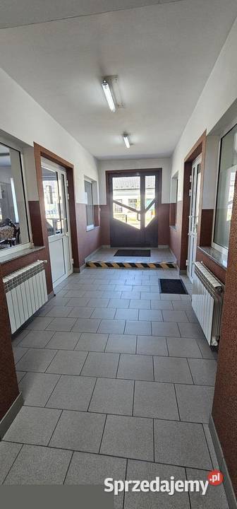 Lokal usługowy z parkingiem i klimatyzacją 262 m Rudniki