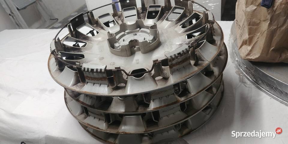 Kołpaki 14 4 sztuki Opel Corsa D 06r OE 13211852 pomorskie