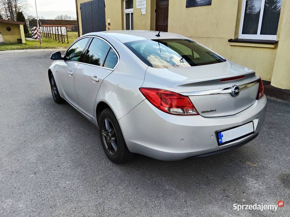Opel Insignia 16 benyzna 2010 super stan Insignia Brzeziny