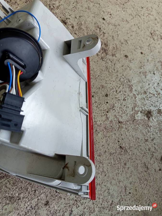 Lampa tylna prawa skoda super 2 oryginalna podkarpackie Rzeszów