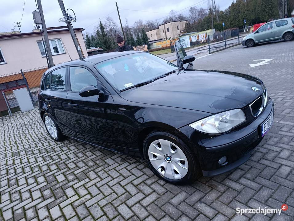 Sprzedam samochód osobowy marki BMW 116i nieuszkodzony Seria 1