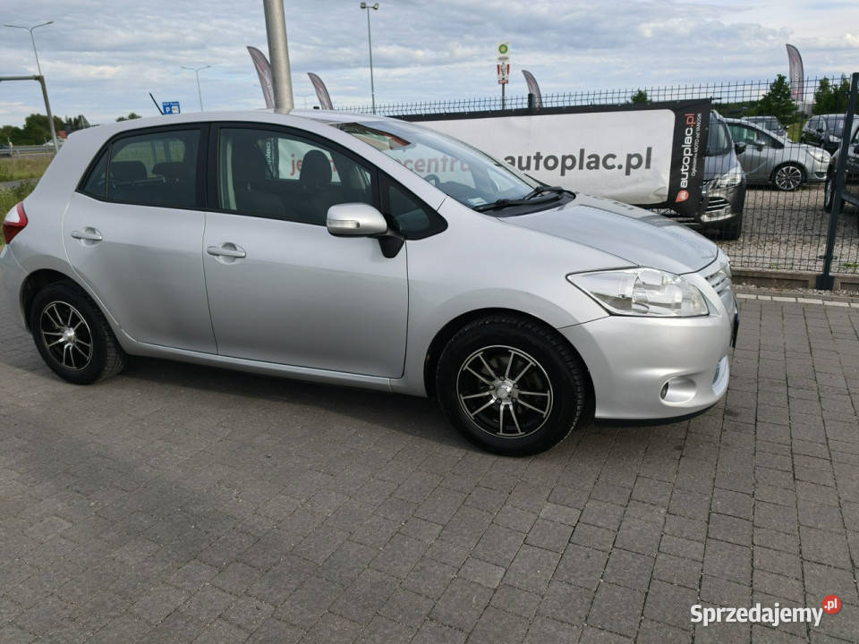 Toyota Auris I 20062012 nieuszkodzony Lipówki
