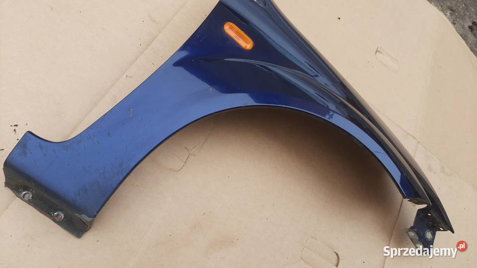 błotnik prawy przedni lak F2 Ford Fiesta mk6