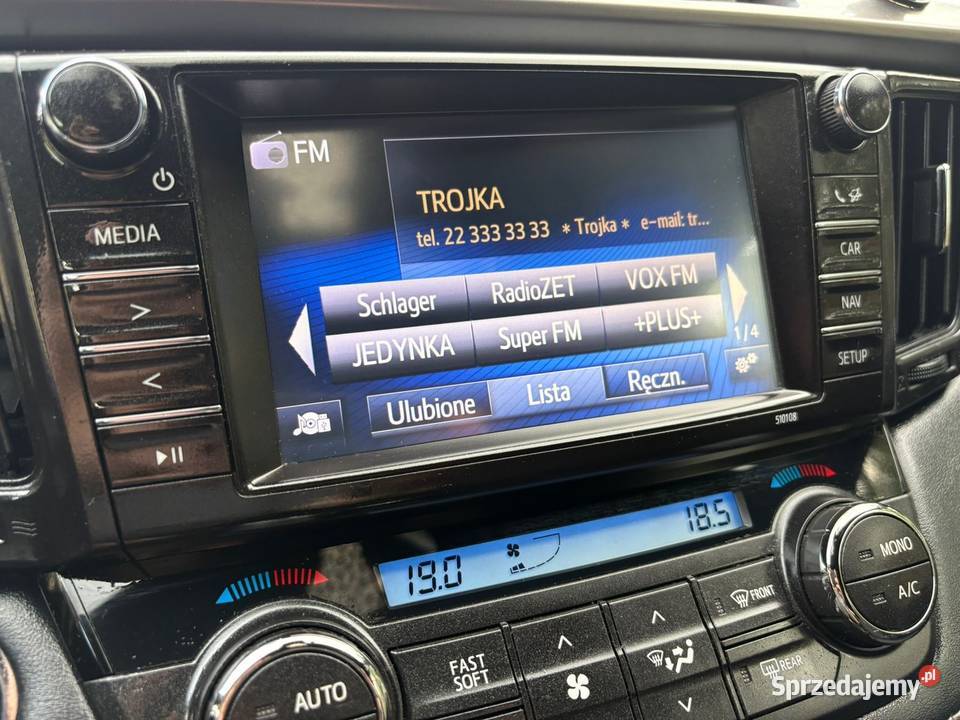 Toyota RAV4 światła LED RAV4 Goleniów