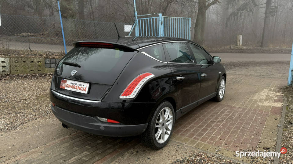 Lancia Delta 19 jtd 190 skóry zamsz ledy xenon Gdańsk