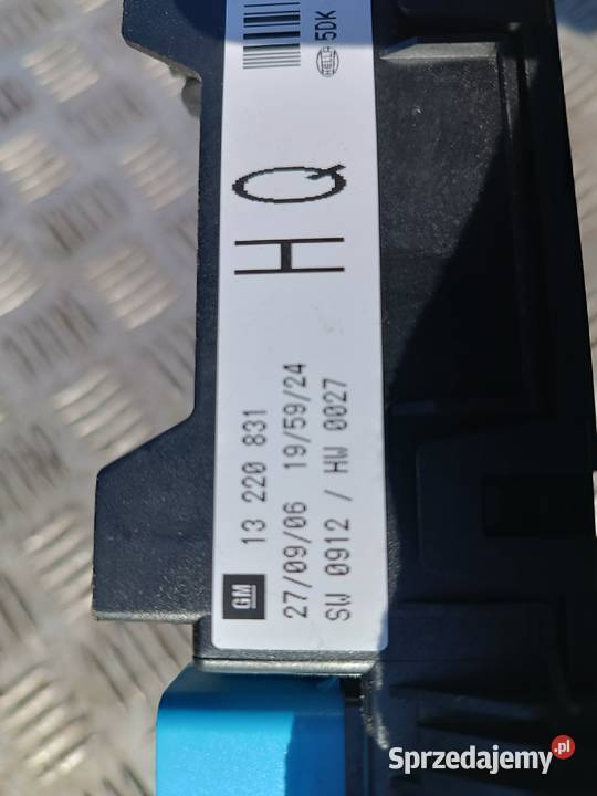 13220831 Skrzynka bezpieczników Opel Zafira B małopolskie Niwka sprzedam