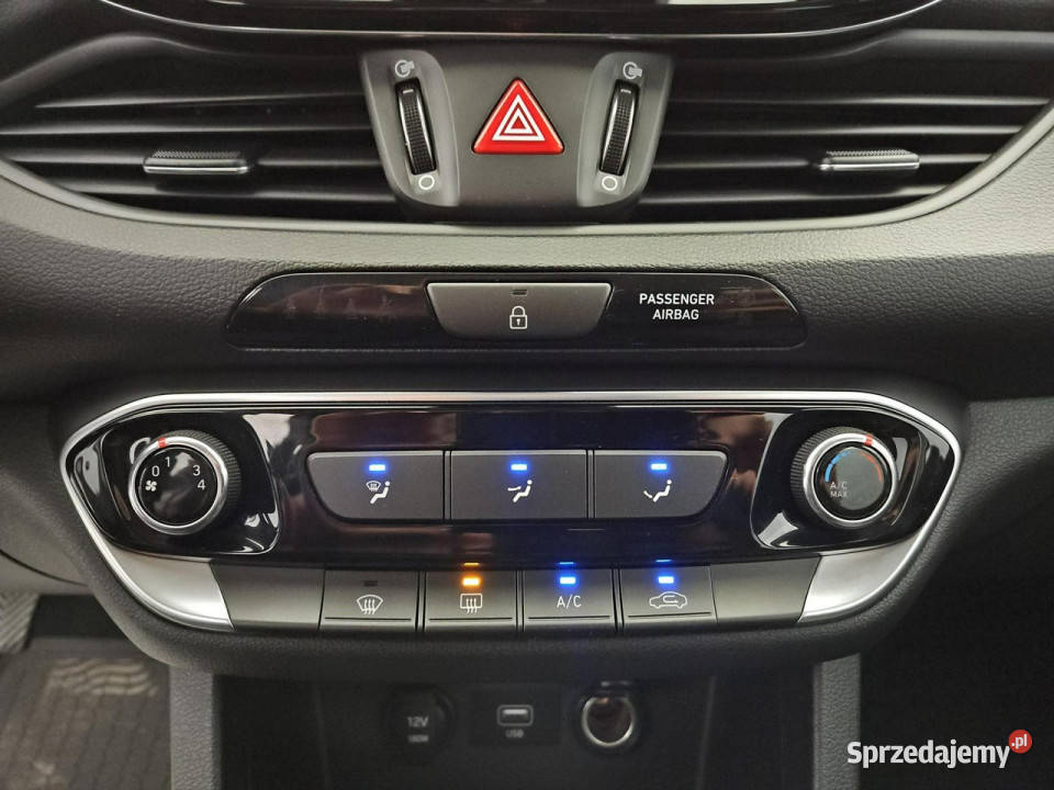 Hyundai i30 15 TGDI 48V Modern Z Polskiego lakier metallic Warszawa