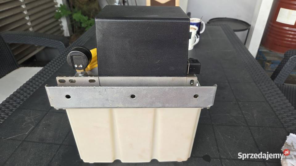 Pompa centralnego smarowania SKF MKU2KW622003428 Karsin sprzedam