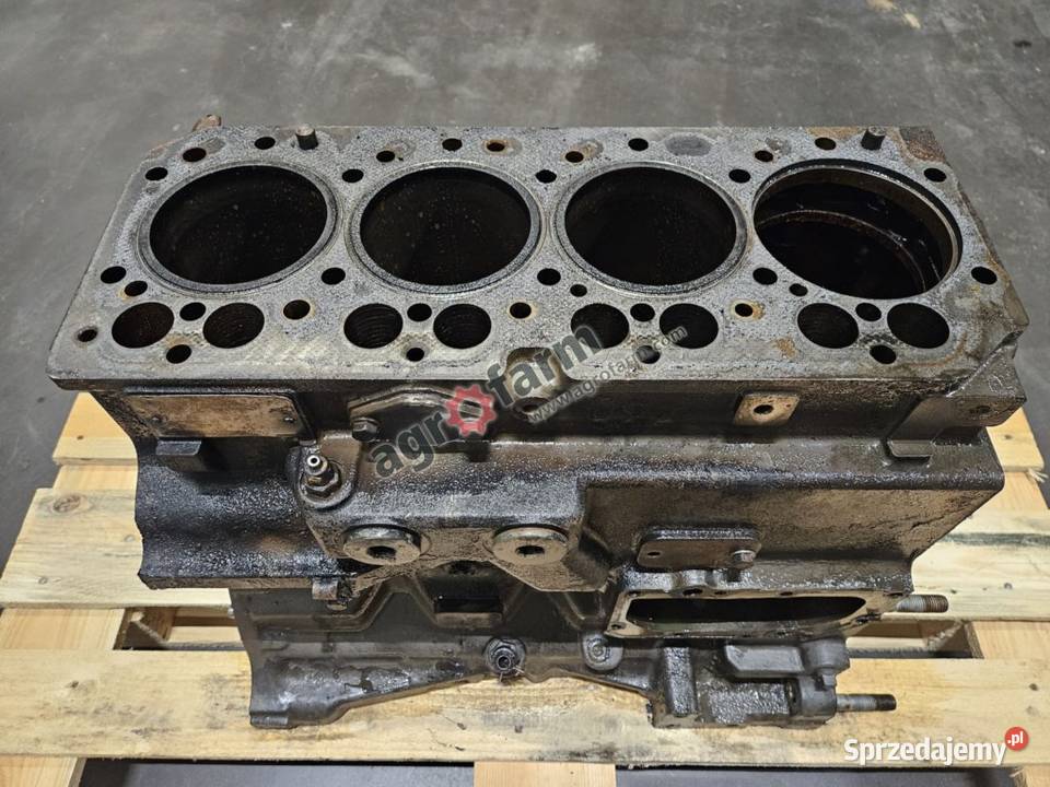 Blok silnika Claas Arion 540 dolnośląskie Byków